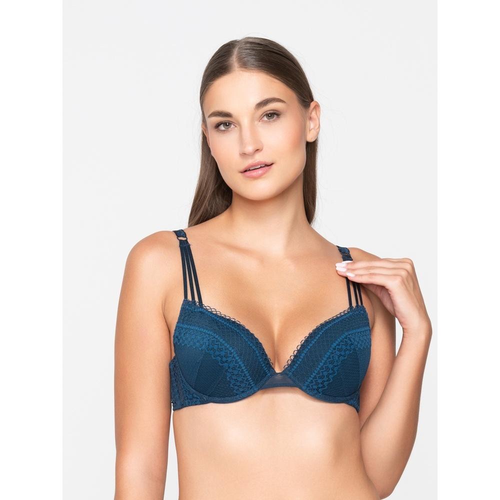 claire_16600_push_up_blue_close_cut.jpg