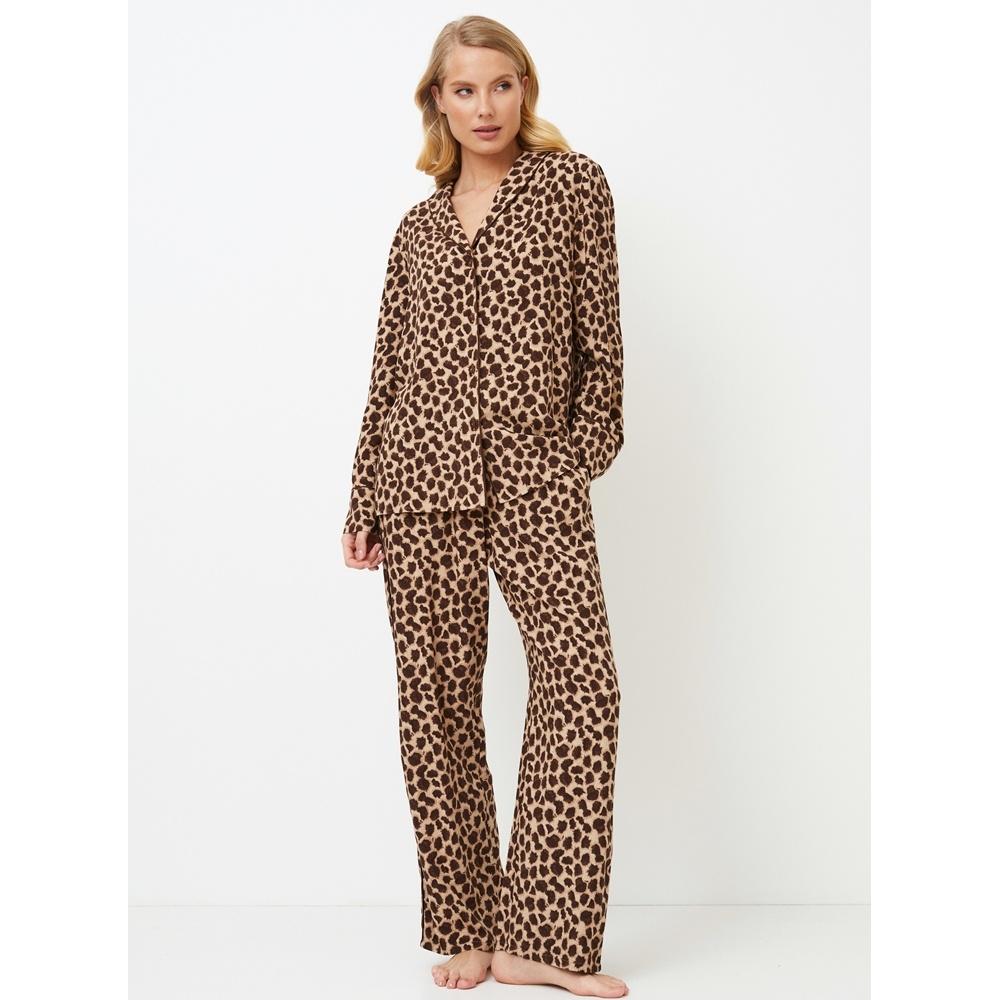 susan_pajama_long.jpg